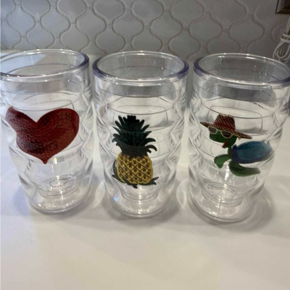 10 oz. Tervis Clear Tumblers with heart, pineapple and turtle designs